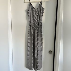 H&M black and whit jumpsuit
